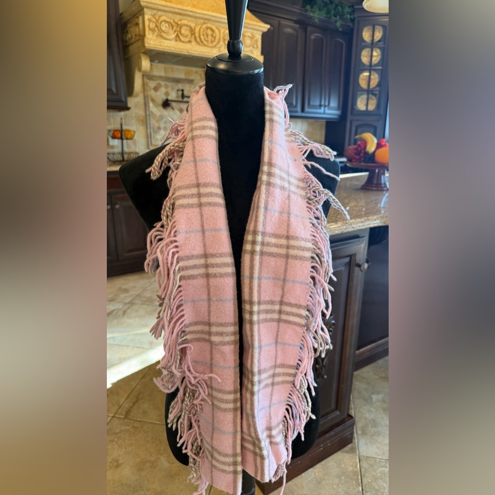 Burberry Plaid Pink Scarf with Fringe